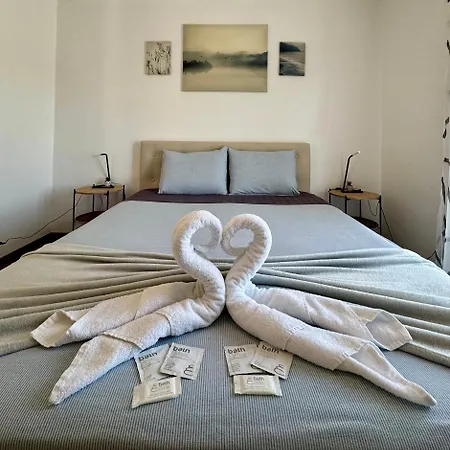 Dos Remedios Apartment *