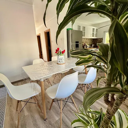 Dos Remedios 公寓 *